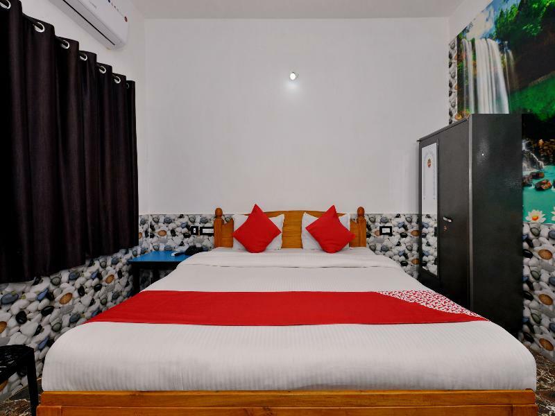 Oyo 10809 Hotel Tushar Inn Baga Exterior photo